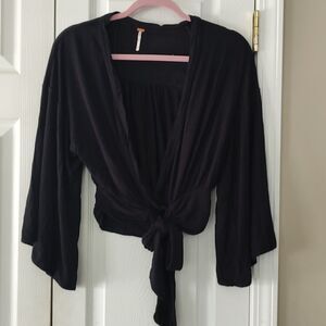 FREE PEOPLE Bell Sleeve "That's A Wrap" Crop Black Top  Sz XS